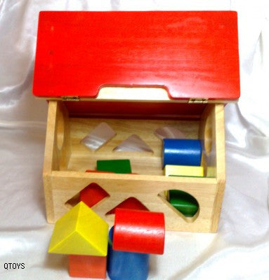 Sorting and Lacing House